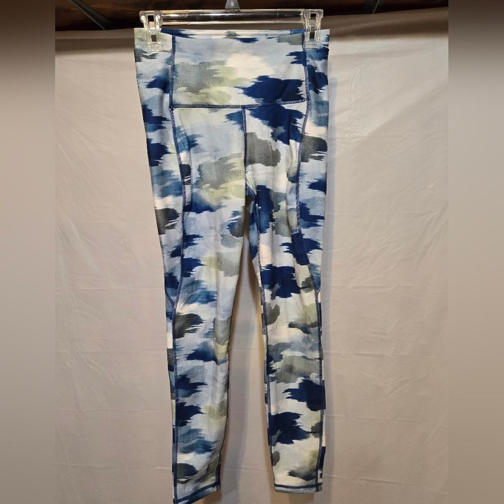 💰4 for $10💰 Reebok Womens Blue, Green, & Gray Camouflage Leggings